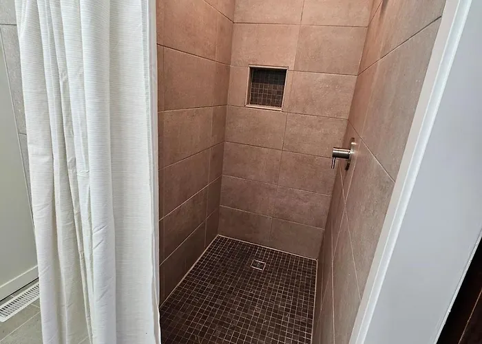 Clintonville Charmer - Central, Arcade, Selfie Holiday home